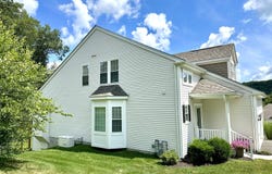 1049 Augusta Drive, Oxford, CT 06478