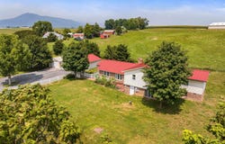 3839 LAWYER RD, MCGAHEYSVILLE, VA 22840
