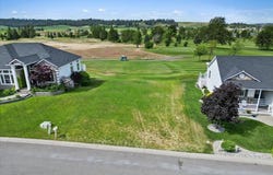 7916 S Parway Ln, Cheney, WA 99004