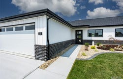 118 Bridgeport Drive, Moro, IL 62067
