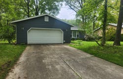 909 Magnolia Street, Saint Marys, OH 45885