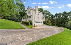 4010 Catawba, Gainesville, GA 30506
