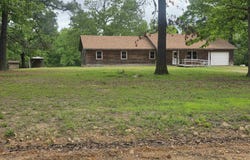 406 E CC Road, Hardy, AR 72542