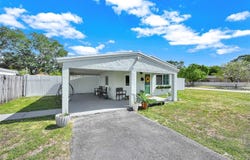 1595 NE 174th St, North Miami Beach, FL 33162