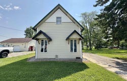5751 S Meridian Road, Poneto, IN 46781