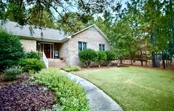 186 James Drive, West End, NC 27376