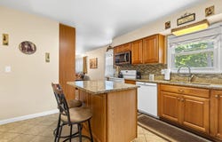 245 Grandview Avenue, Delaware, OH 43015