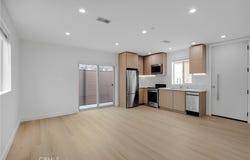 5224 Strohm Avenue, North Hollywood, CA 91601