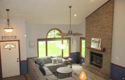 22715 Fair Oaks Court, Elkhart, IN 46514