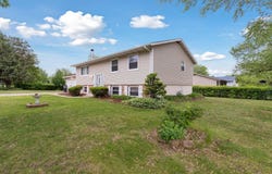 3128 New England, ROCKFORD, IL 61109