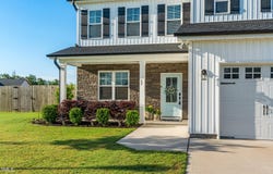69 Bellows Lane, Rocky Point, NC 28457