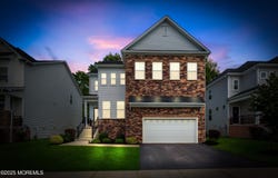 19 Kronenberg Street, Tinton Falls, NJ 07724