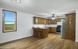 6252 NW Scammon Road, McCune, KS 66753