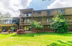 9919 Hawthorne Glen Drive, Grosse Ile, MI 48138