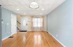 174 Long Street, Warwick, RI 02886