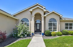2025 N 6th E, Mountain Home, ID 83647