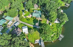 813 Lake Region Circle, Wetumpka, AL 36092