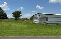 23062 Race Track  RD, Spiro, OK 74959