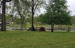 2 Wildwood Lake Drive, Huntsville, TX 77340