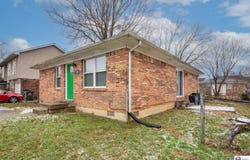 2505 Lake Road, Radcliff, KY 40160