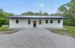 938 Post Oak Road, Willow Springs, MO 65793