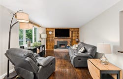 3 Cypress Dr, Carnegie, PA 15106