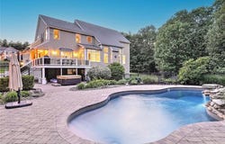 19 Mulberry Lane, Franklin, MA 02038