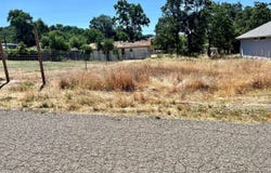 6904 Glenn Street, Nice, CA 95464