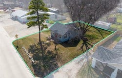 819 N Oak, Ada, OK 74820
