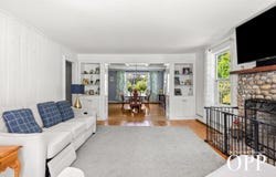 19 HIGHVIEW BOULEVARD, BROOKHAVEN, NY 11719
