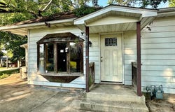 4903 Columbia Street, Alton, IL 62002