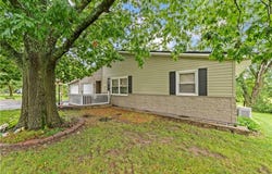 204 Meadow Lane, Maysville, MO 64469