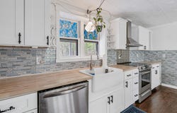 1291 Route 507, Greentown, PA 18426