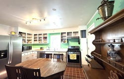 47 McIntosh Avenue, South Burlington, VT 05403