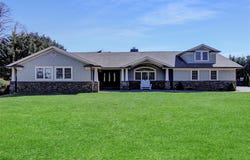 241 Willetts Lane, West Islip, NY 11795