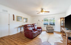 223 Windmill Oaks, Fredericksburg, TX 78624