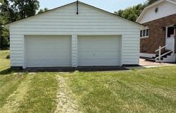 4598 Maple Grove Road SE, Uhrichsville, OH 44683