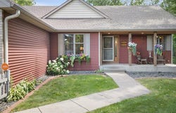 6961 Meadow Court, Centerville, MN 55038