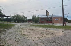 201 W Main Street, Wolfe City, TX 75496