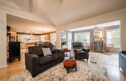2 Coalburn Circle, Bella Vista, AR 72715