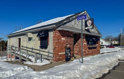 1940 Highland Ave, Fall River, MA 02720