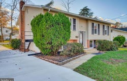 4224 KINMOUNT RD, LANHAM, MD 20706