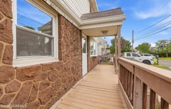 25 Collins Avenue, Port Monmouth, NJ 07758