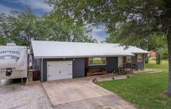 33874 77th Rd, Arkansas City, KS 67005