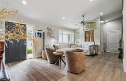 202 Woodlawn Rd, Cranberry Twp, PA 16066