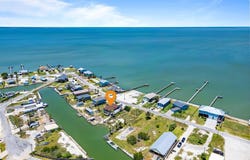 717 Copano Cove Rd, ROCKPORT, TX 78382