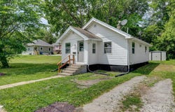 1512 2nd Place, Des Moines, IA 50314