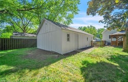 4277 W 223rd Street, Fairview Park, OH 44126