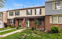 202 Olde Orchard Dr, South Fayette, PA 15017
