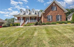 6623 Aspen Forest Lane, Walkertown, NC 27051
